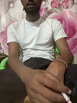 Snapshot of lustyrai chatting on 04/14/26, 05:24 lustyrai online show from 04/14/26, 05:24