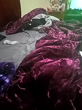 Snapshot of YaupingNaturist chatting on 10/11/25, 01:27 YaupingNaturist online show from 10/11/25, 01:27