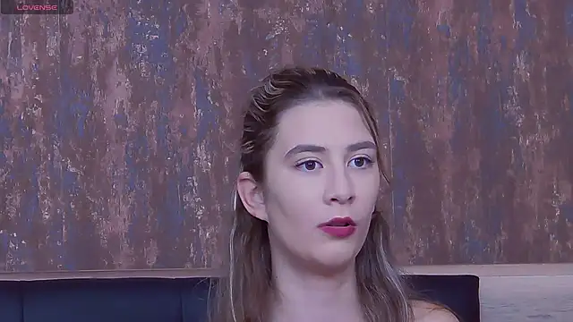 AylinFreya online show from 10/14/25, 06:03