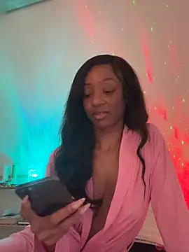 Snapshot of LoveDreaux chatting on 02/03/26, 07:46 LoveDreaux online show from 02/03/26, 07:46