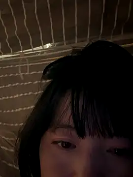 Snapshot of Tramy_xx chatting on 10/11/25, 01:53 Tramy xx online show from 10/11/25, 01:53