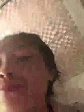 Halyy xx online show from 10/04/25, 01:25