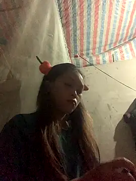 Halyy xx online show from 10/10/25, 11:48