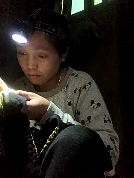 Halyy xx online show from 11/18/25, 06:51