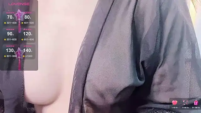 nuan-nuan- online show from 02/19/26, 10:06