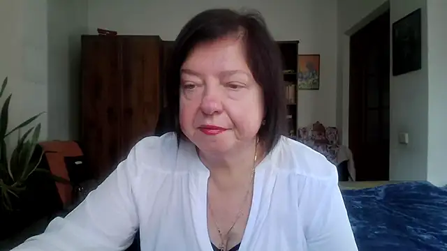 Snapshot of Violet_Pulse chatting on 11/21/25, 09:30 Violet Pulse online show from 11/21/25, 09:30