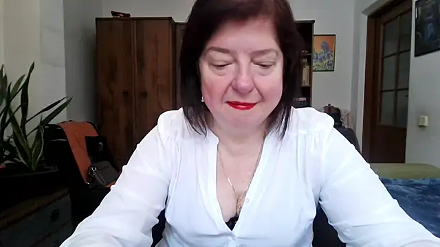 Snapshot of Violet_Pulse chatting on 04/18/26, 08:51 Violet Pulse online show from 04/18/26, 08:51