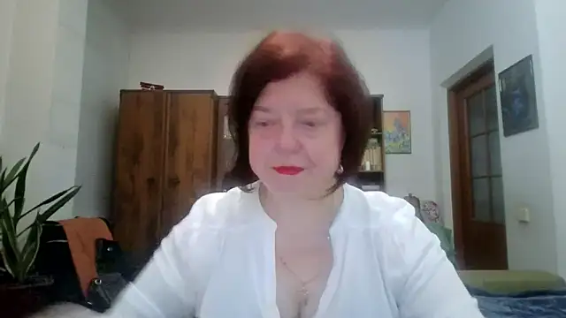 Snapshot of Violet_Pulse chatting on 05/14/26, 04:58 Violet Pulse online show from 05/14/26, 04:58