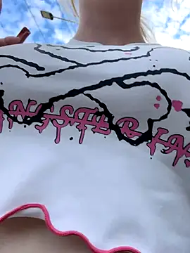 RonnieKiss online show from 09/27/25, 04:17