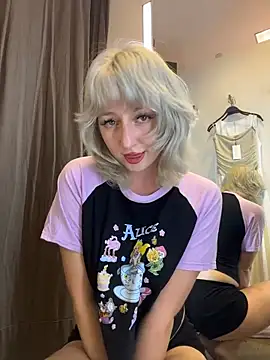 Snapshot of RonnieKiss chatting on 03/24/26, 01:38 RonnieKiss online show from 03/24/26, 01:38