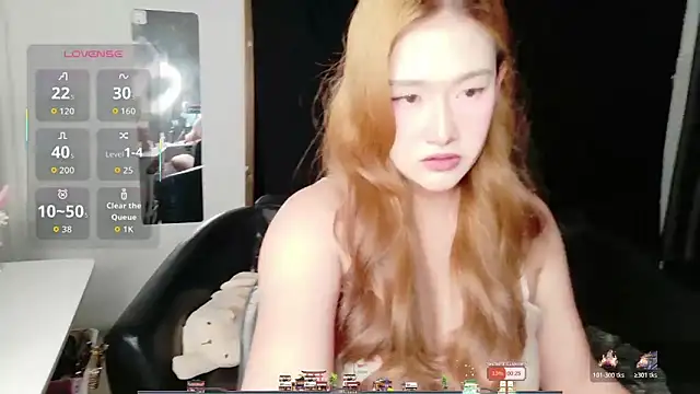 Snapshot of Lalacream12 chatting on 03/24/26, 06:46 Lalacream12 online show from 03/24/26, 06:46