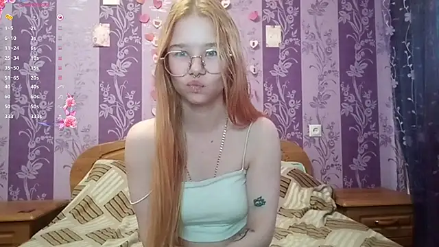 Snapshot of Lutangogansit chatting on 11/10/25, 07:07 Lutangogansit online show from 11/10/25, 07:07