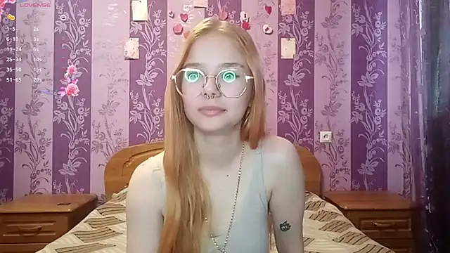 Snapshot of Lutangogansit chatting on 11/22/25, 07:07 Lutangogansit online show from 11/22/25, 07:07