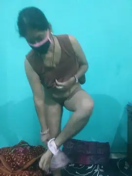 Cute-Charvii online show from 11/18/25, 06:12