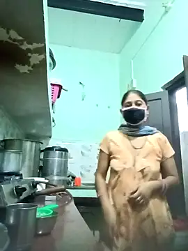 Snapshot of Cute-Charvii chatting on 03/06/26, 01:24 Cute-Charvii online show from 03/06/26, 01:24