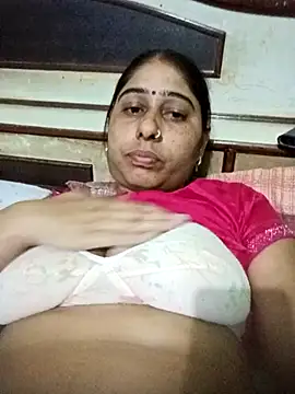 Snapshot of Cute-Charvii chatting on 03/29/26, 03:01 Cute-Charvii online show from 03/29/26, 03:01