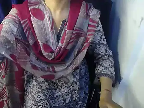 priya gupta7 online show from 10/19/25, 01:45