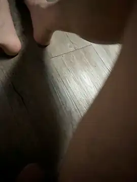 Snapshot of koreantinydick chatting on 11/17/25, 03:29 koreantinydick online show from 11/17/25, 03:29