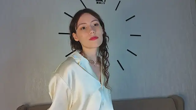 DelilahConsalvo online show from 09/19/25, 06:19