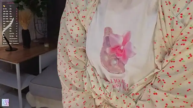 DelilahConsalvo online show from 10/26/25, 04:18