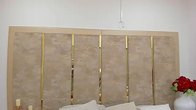 AnyaSosa  online show from 09/23/25, 12:19