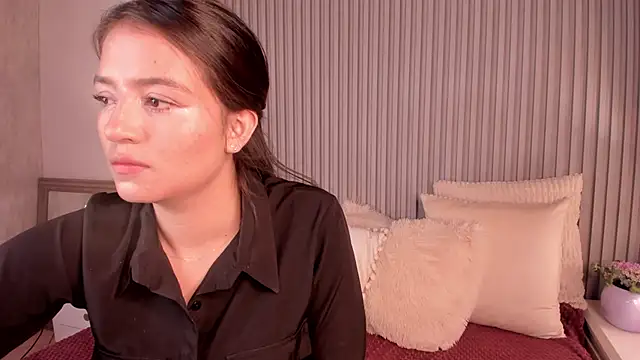 Snapshot of HaathorX chatting on 10/30/25, 07:58 HaathorX online show from 10/30/25, 07:58