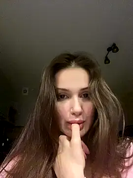 SoShyEmmyyy online show from 09/23/25, 06:11