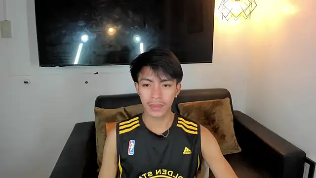 Snapshot of jayxxxlovescock chatting on 10/28/25, 05:04 jayxxxlovescock online show from 10/28/25, 05:04