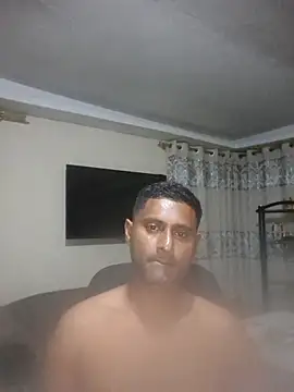 Snapshot of kingVibeX chatting on 09/29/25, 07:51 kingVibeX online show from 09/29/25, 07:51