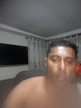 Snapshot of kingVibeX chatting on 10/06/25, 08:06 kingVibeX online show from 10/06/25, 08:06