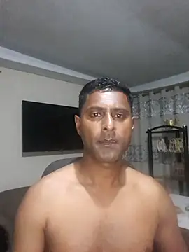 Snapshot of kingVibeX chatting on 10/15/25, 09:04 kingVibeX online show from 10/15/25, 09:04