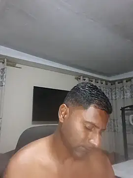 Snapshot of kingVibeX chatting on 10/18/25, 09:48 kingVibeX online show from 10/18/25, 09:48