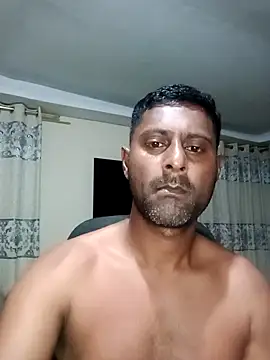 Snapshot of kingVibeX chatting on 11/12/25, 10:09 kingVibeX online show from 11/12/25, 10:09