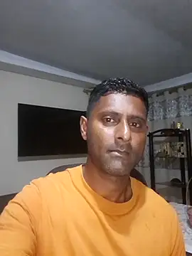 Snapshot of kingVibeX chatting on 11/25/25, 08:09 kingVibeX online show from 11/25/25, 08:09