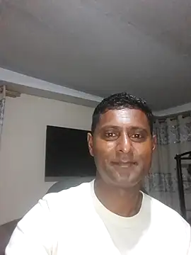 Snapshot of kingVibeX chatting on 12/03/25, 09:13 kingVibeX online show from 12/03/25, 09:13