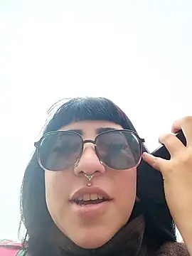 CAROLINA 17- online show from 10/16/25, 03:13