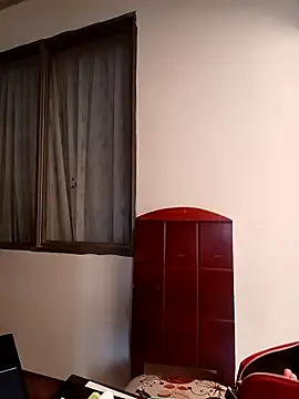 Snapshot of ANDREA-10_ chatting on 10/07/25, 02:25 ANDREA-10  online show from 10/07/25, 02:25