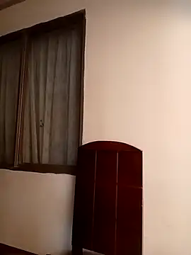 Snapshot of ANDREA-10_ chatting on 10/09/25, 01:53 ANDREA-10  online show from 10/09/25, 01:53