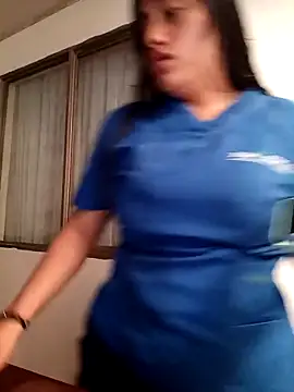 Snapshot of ANDREA-10_ chatting on 10/20/25, 02:17 ANDREA-10  online show from 10/20/25, 02:17