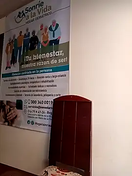 Snapshot of ANDREA-10_ chatting on 10/22/25, 02:28 ANDREA-10  online show from 10/22/25, 02:28