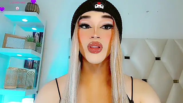  IsabellaRousse online show from 02/06/26, 08:23