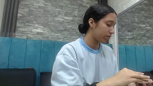 Lil Rose2006 online show from 12/02/25, 12:43