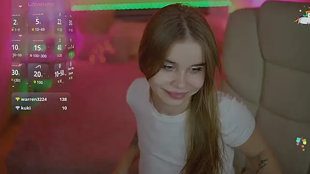 MyLolaSky online show from 10/28/25, 10:08