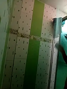 Snapshot of SALOME-28_ chatting on 09/26/25, 12:09 SALOME-28  online show from 09/26/25, 12:09