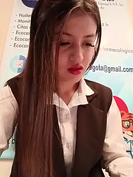 Snapshot of SALOME-28_ chatting on 10/21/25, 03:13 SALOME-28  online show from 10/21/25, 03:13