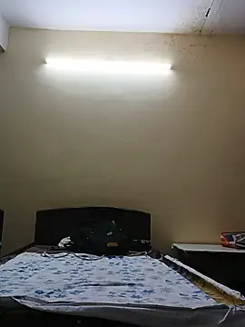 ROXX121 online show from 09/21/25, 03:19