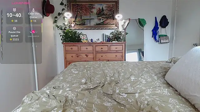 wutangwendy online show from 10/13/25, 09:59