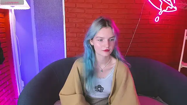 Lika Sky online show from 10/16/25, 04:08