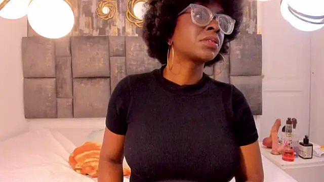 LolaJenkinss online show from 10/04/25, 03:48