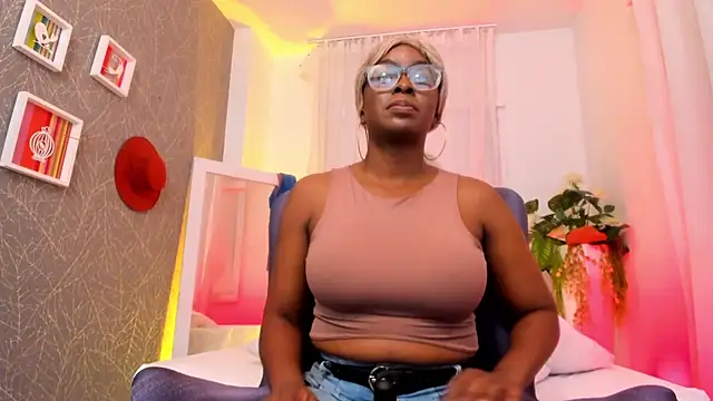 LolaJenkinss online show from 10/21/25, 12:33